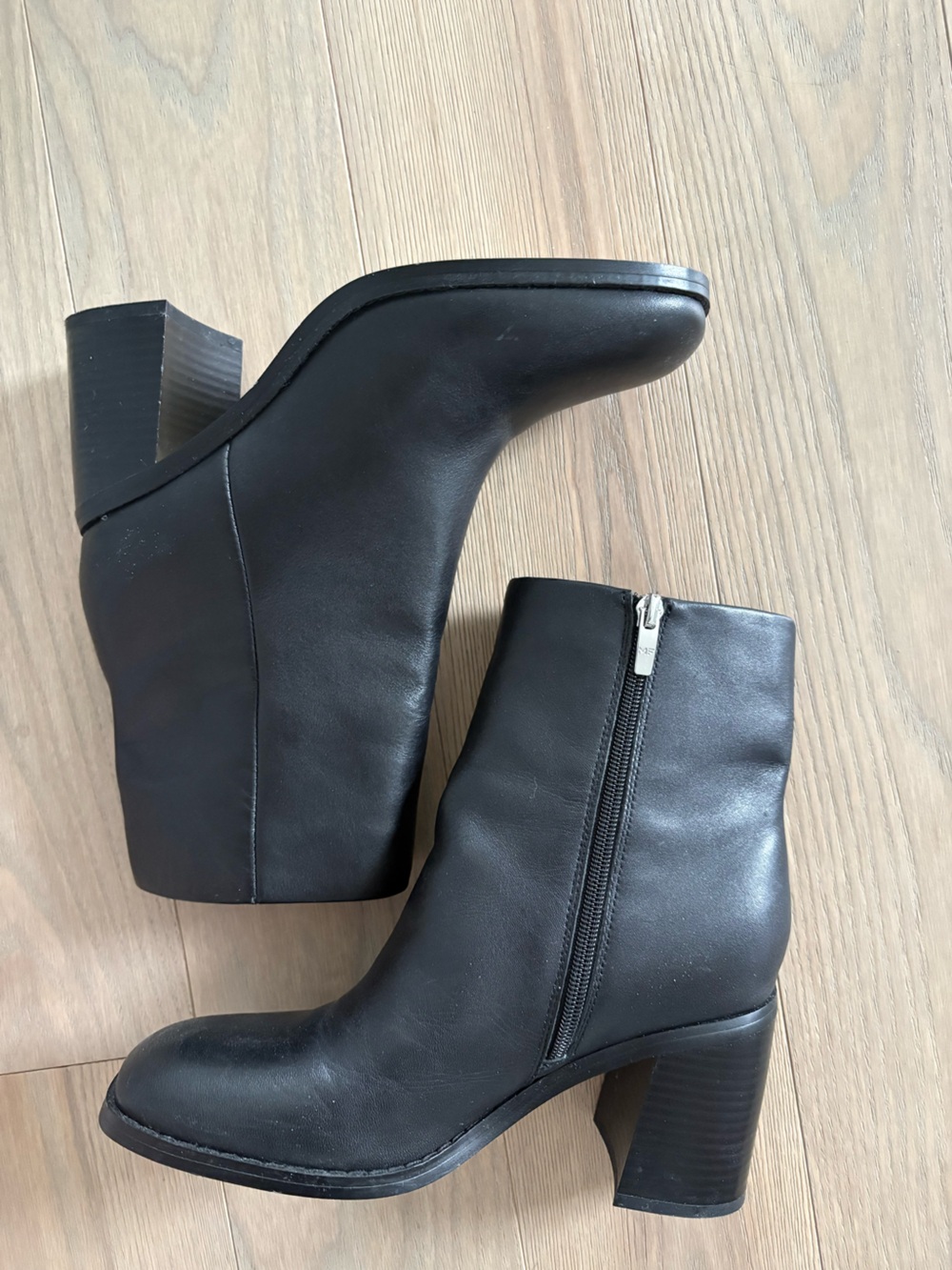 Marc fisher leather boots women 8.5